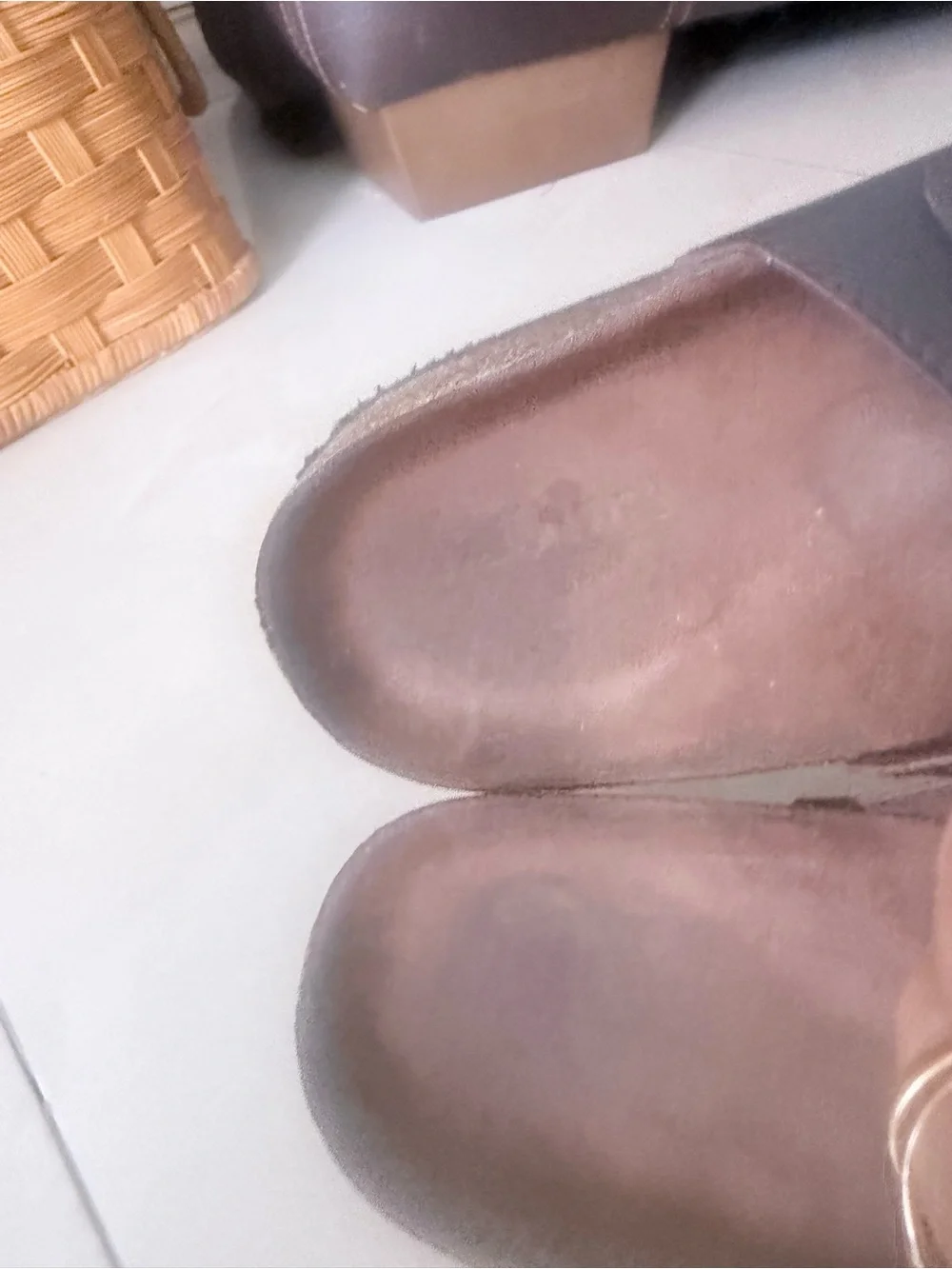 Cliffs by WHITE MOUNTAIN casual slide